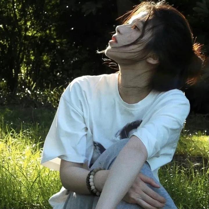 怪诞女孩